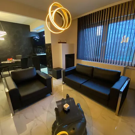 King Lux Apartment *